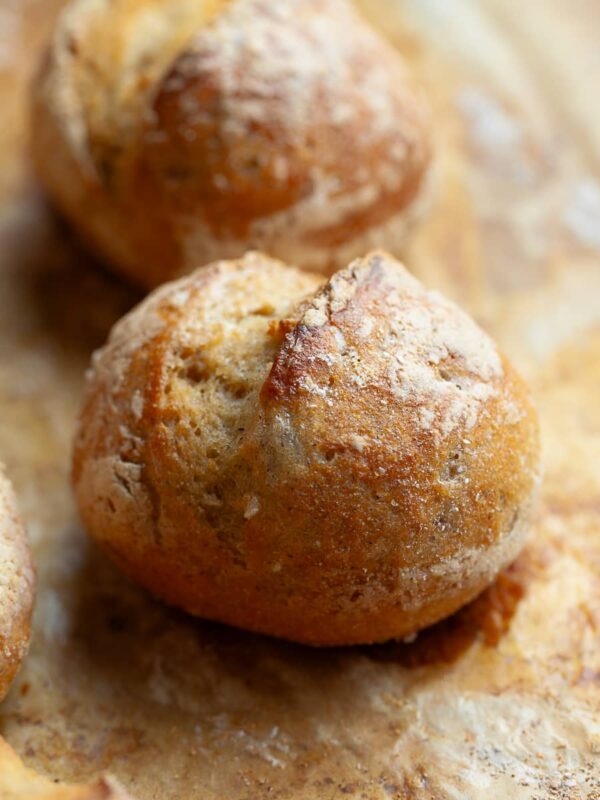 Heritage Oven Kaiser Rolls 4.5" Sliced 72/Case - Image 2