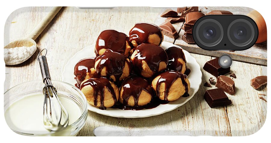 Profiteroles 24/Case