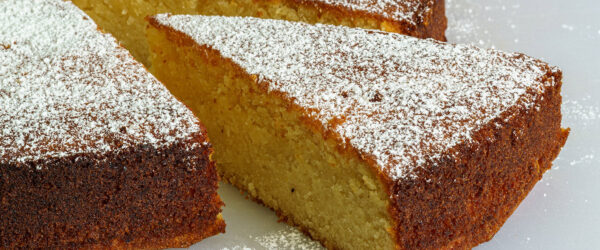 Roma Pistachio Almond Cake 14-Slices - Image 2